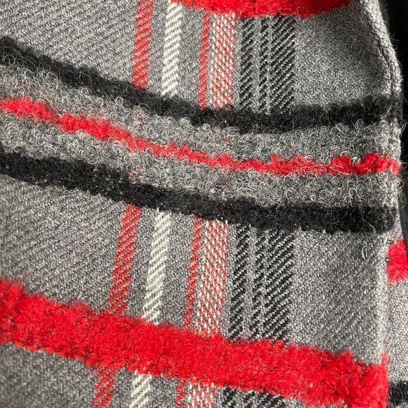 Akris Punto
Gray Black Red Multi Unique Wool & Angora/Mohair Jacket Blazer - Picture 8 of 10